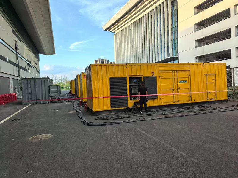 房县柴油发电机冬季保养注意事项？